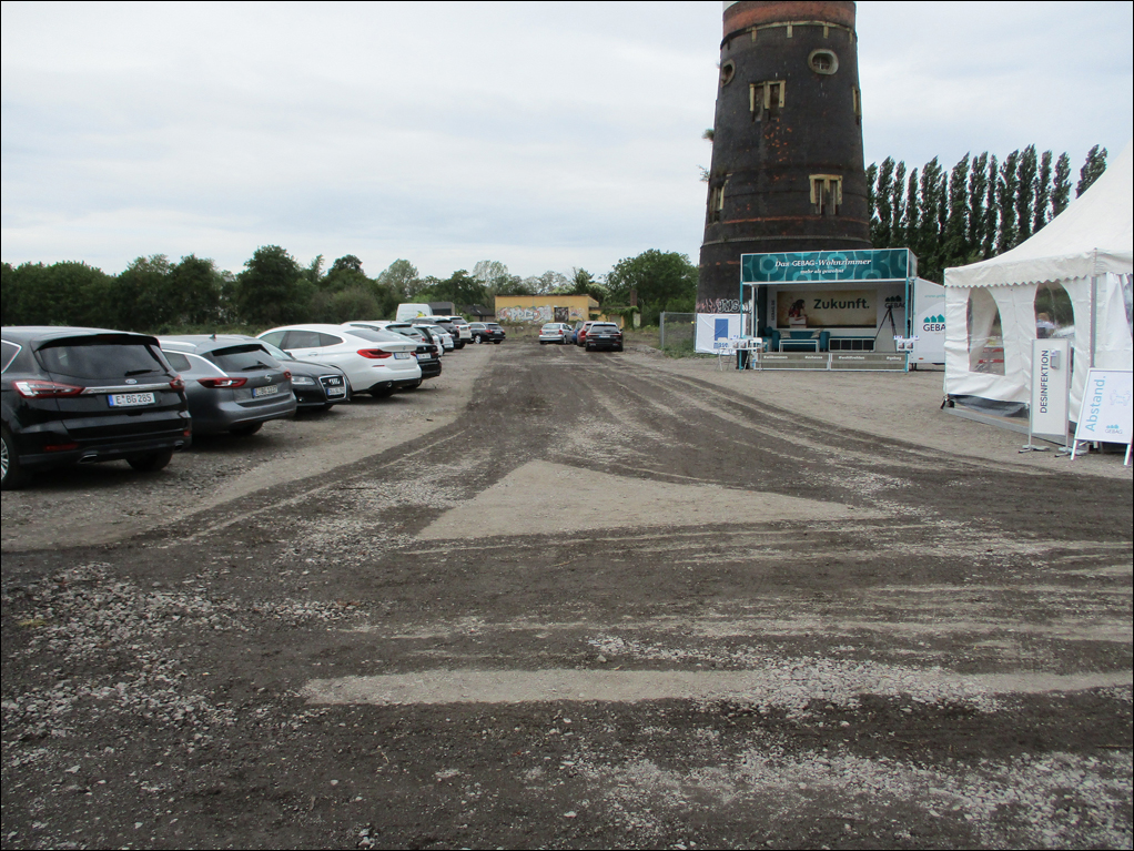 Sechs-Seen-Wedau Spatenstich für den Lärmschutzwall