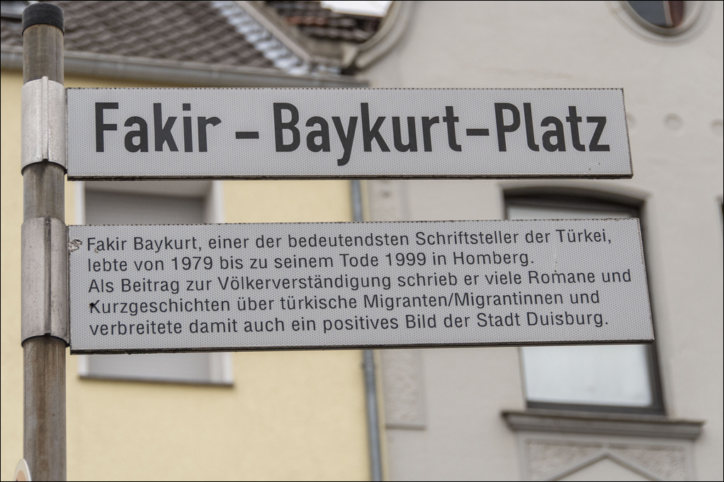Fakir-Baykurt-Platz in Duisburg-Homberg. Foto: Uwe Köppen.