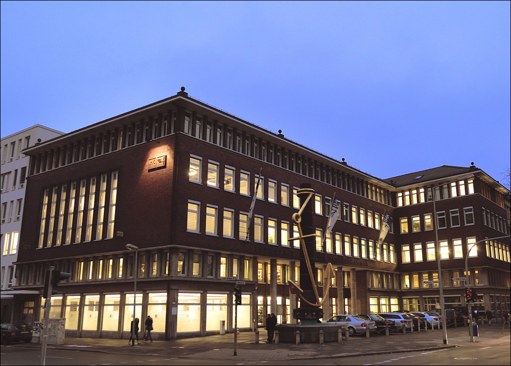 Niederrheinische IHK an der Mercatorstraße. Foto: Niederrheinische IHK.