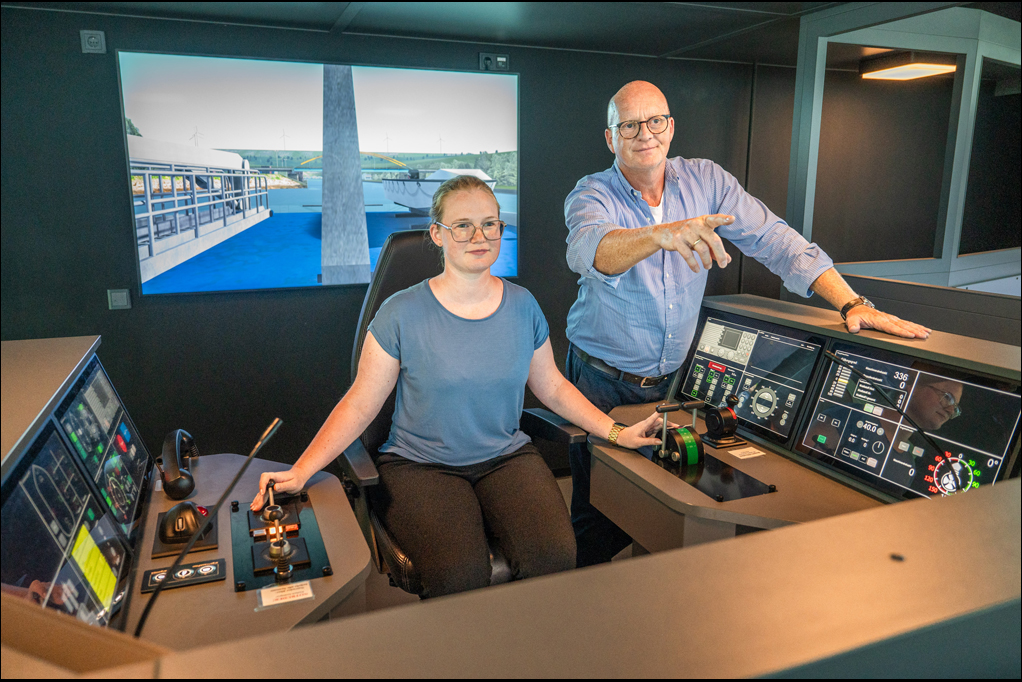 Flachwasserfahrsimulator SANDRA II im Schiffer-Berufskolleg Rhein